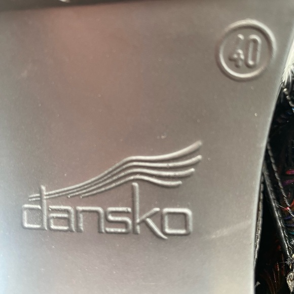 Dansko Women's Multicolor Fireworks Clogs NWOT - Picture 5 of 8